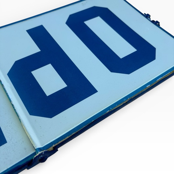 Vintage Open & Closed flip style Metal Sign • 19.75 inches by 8 inches - Picture 11 of 17